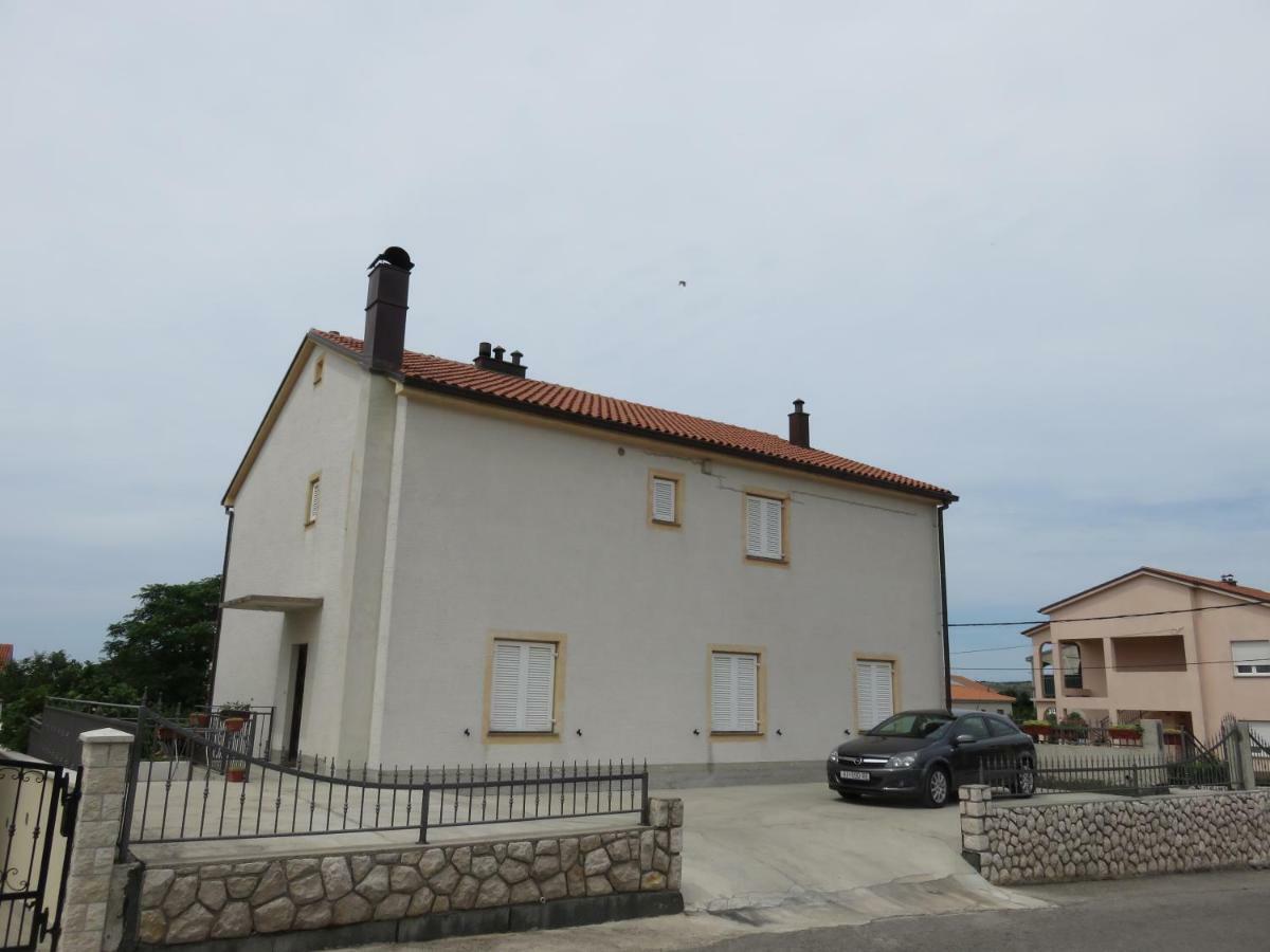 Apartments Casper Novi Vinodolski Exterior photo