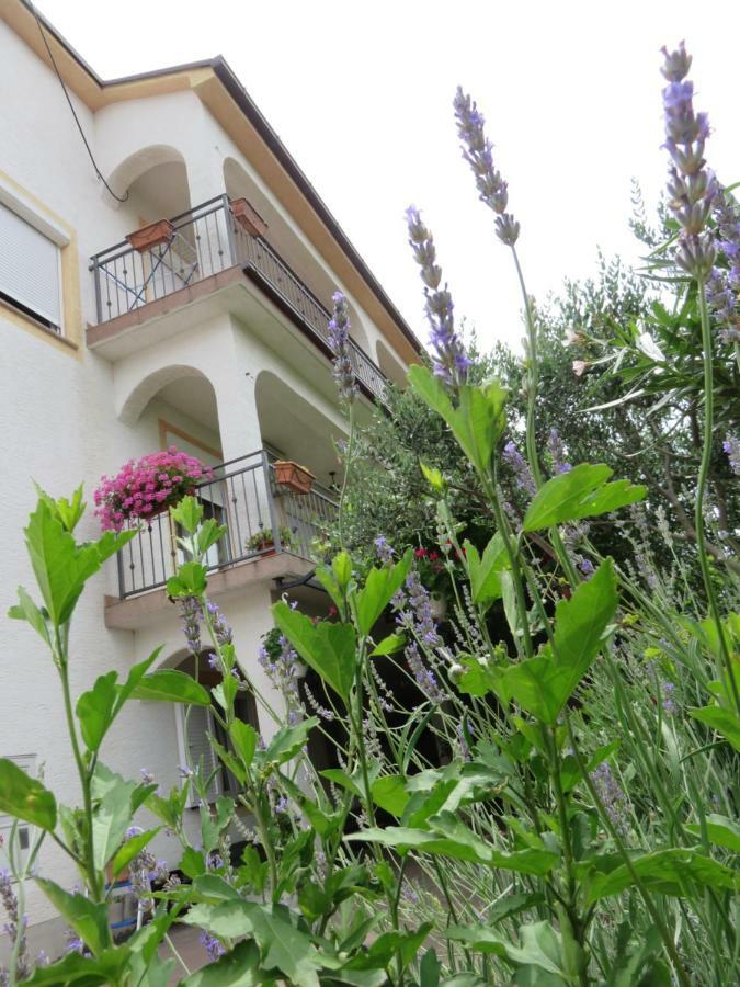 Apartments Casper Novi Vinodolski Exterior photo